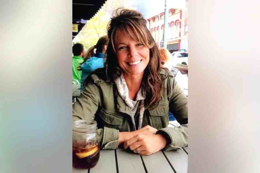 Colorado Mother Suzanne Morphew's Unsolved Mother's Day Disappearance Resurfaces After 4 Years